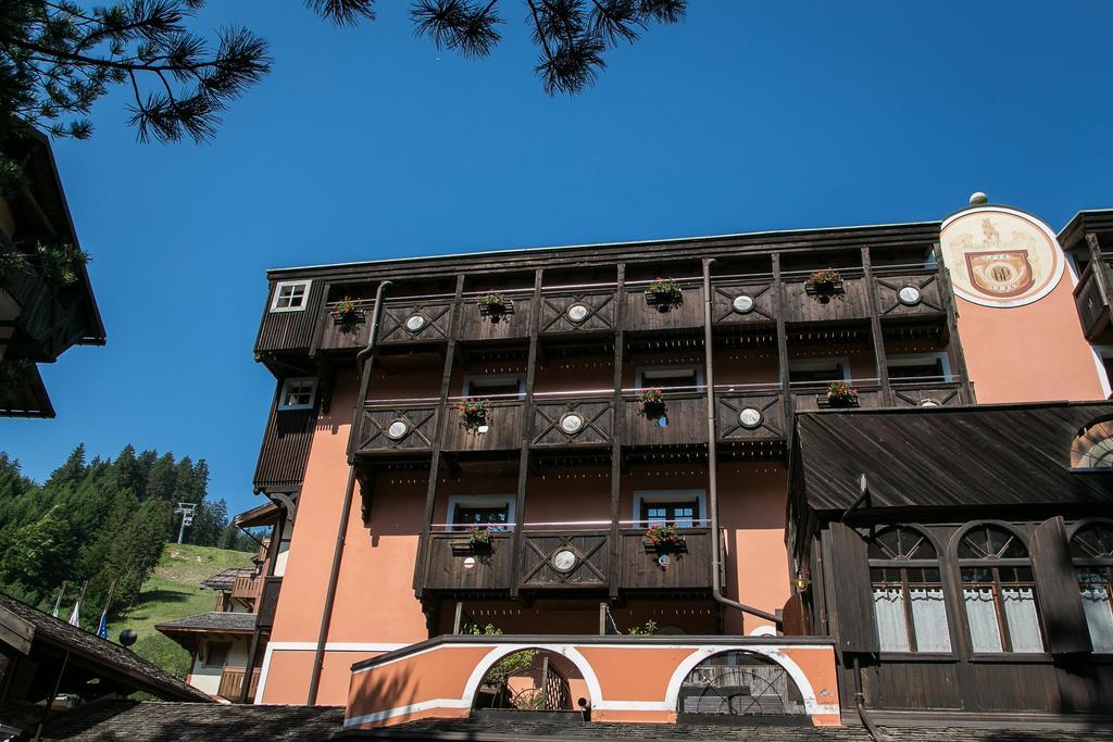 Hotel Posta R.T.A. Madonna エクステリア 写真