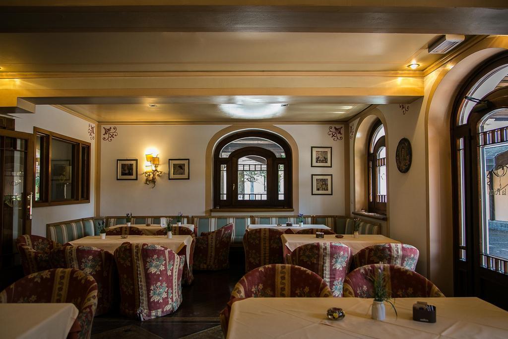 Hotel Posta R.T.A. Madonna エクステリア 写真