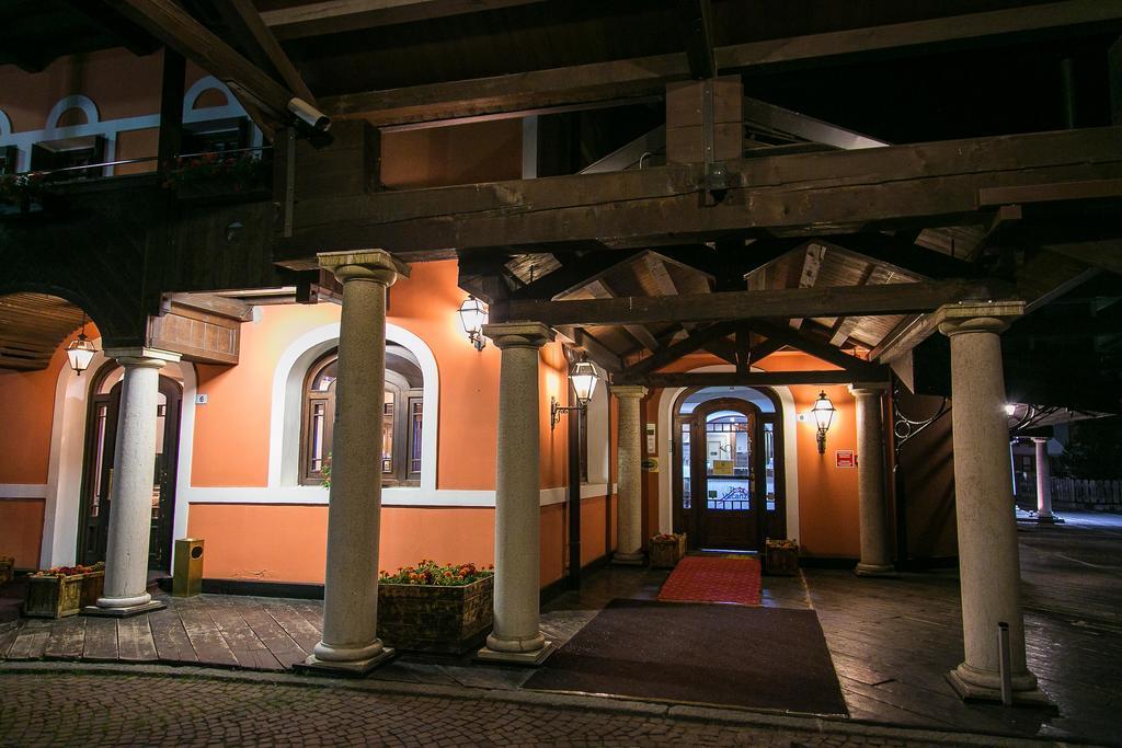 Hotel Posta R.T.A. Madonna エクステリア 写真