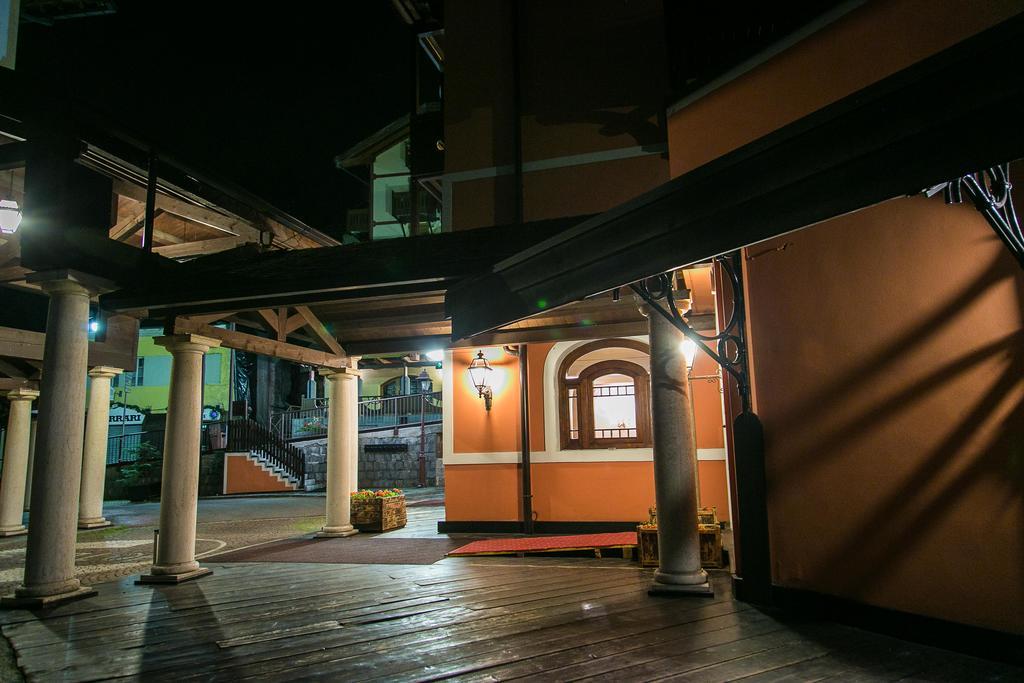 Hotel Posta R.T.A. Madonna エクステリア 写真