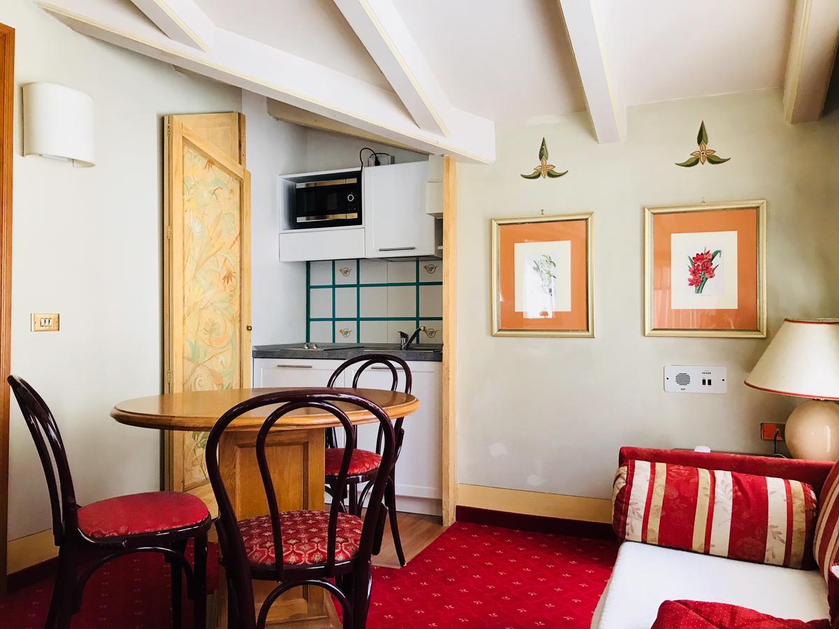 Hotel Posta R.T.A. Madonna エクステリア 写真